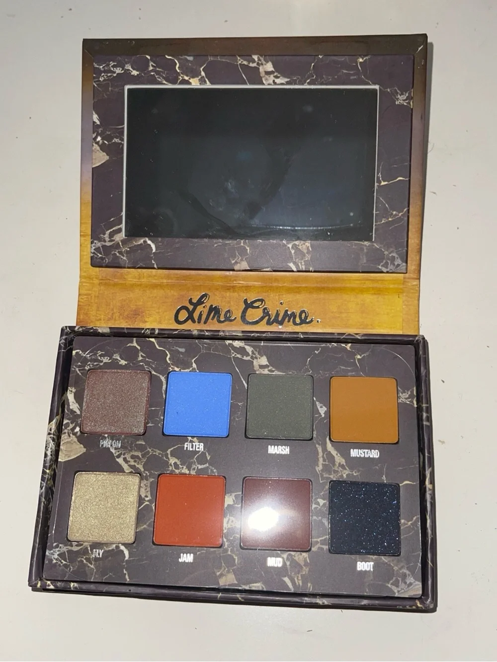 Lime Crime VENUS II Palette Artwork - Pink Hair with Gold Halo - Picture 2 of 2